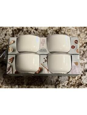 NEW - Circo Country Kitchen - Set Of 4 Brand New Ramekins In Box